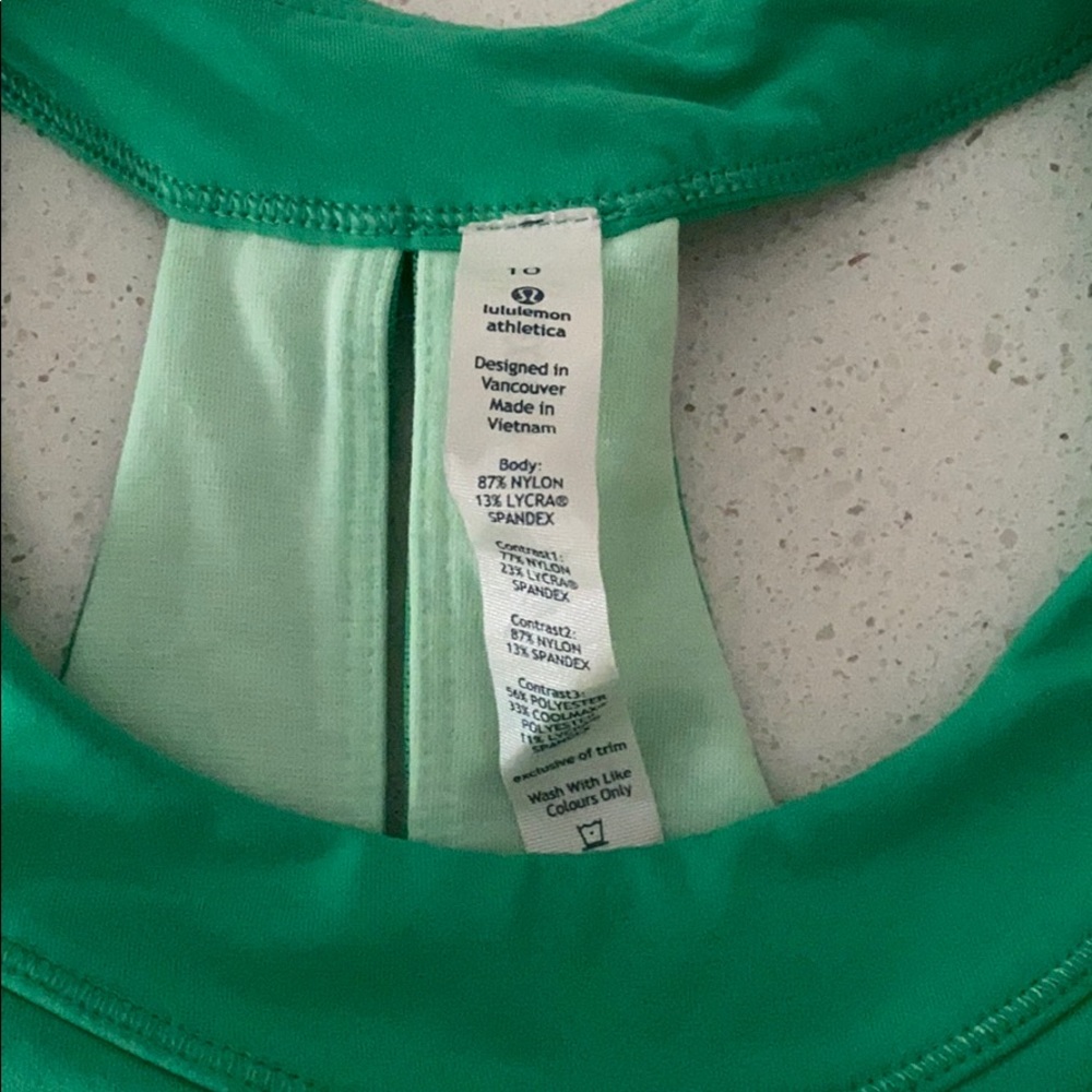 Lululemon workout top
